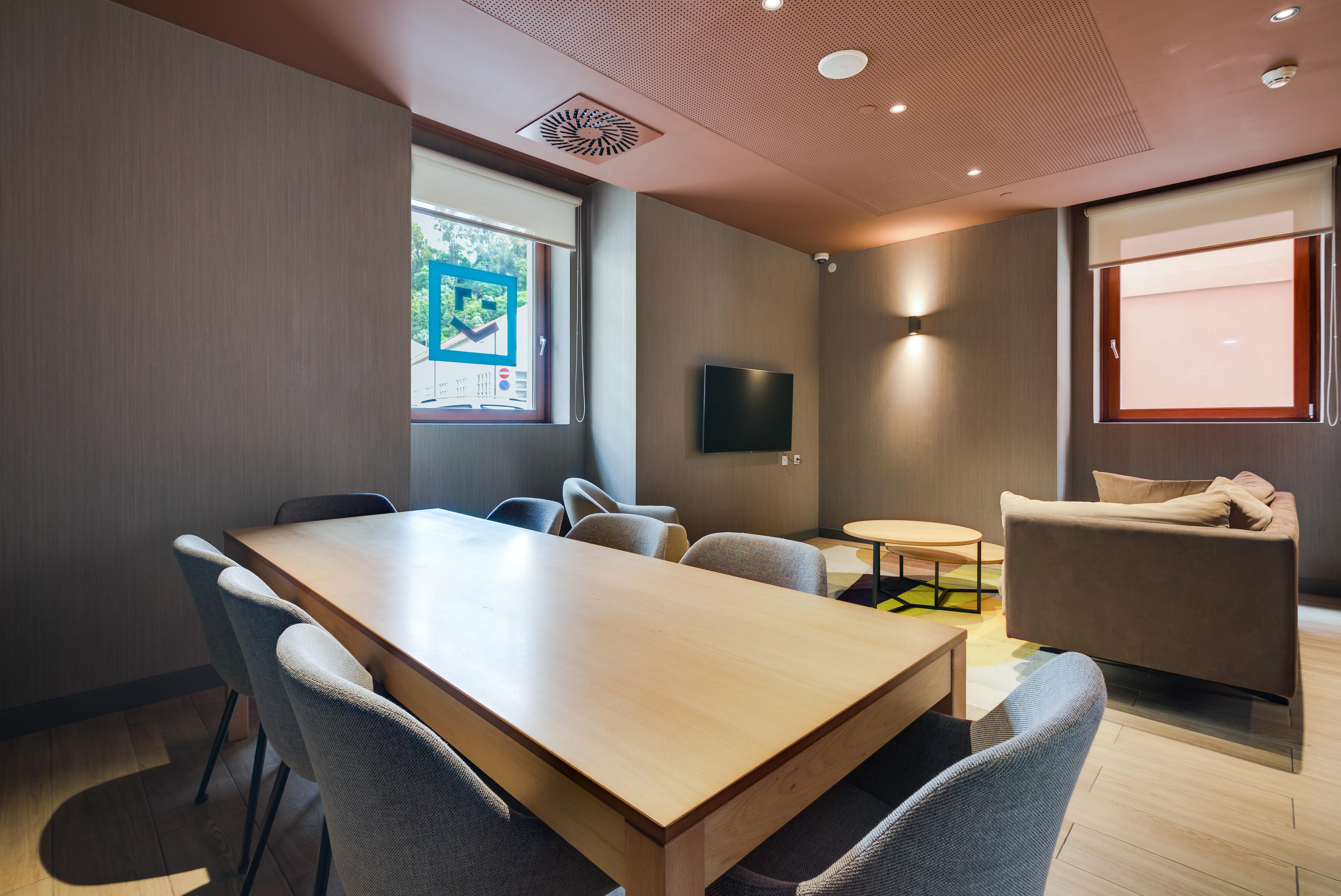livensa_coimbra_party_room_3.jpg