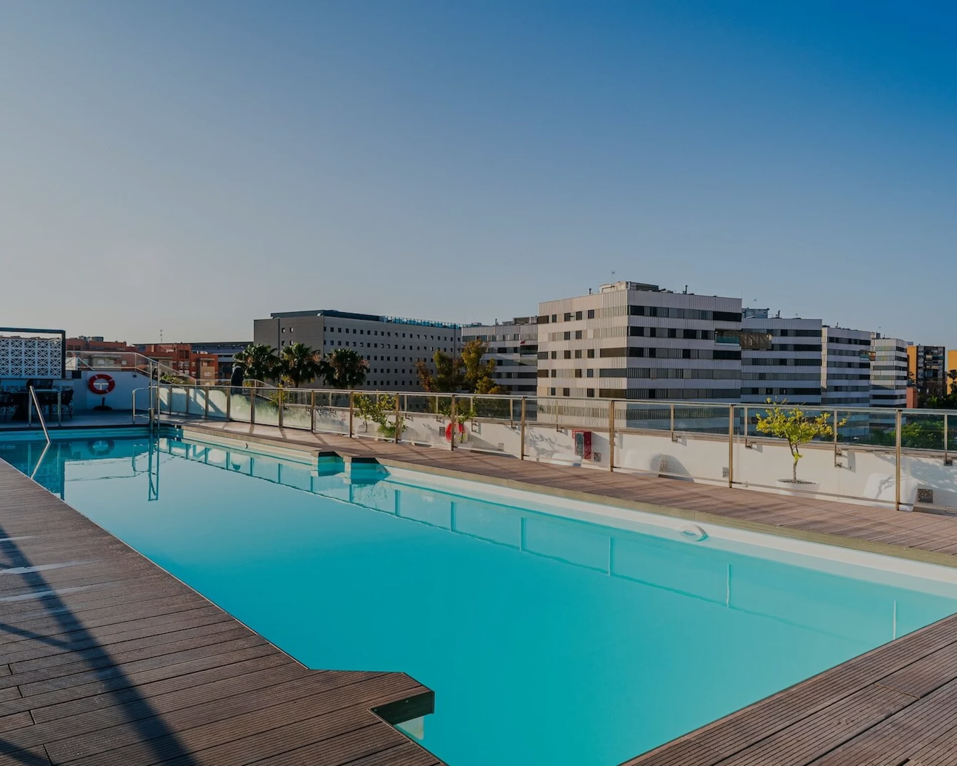 nido_swimming_pool