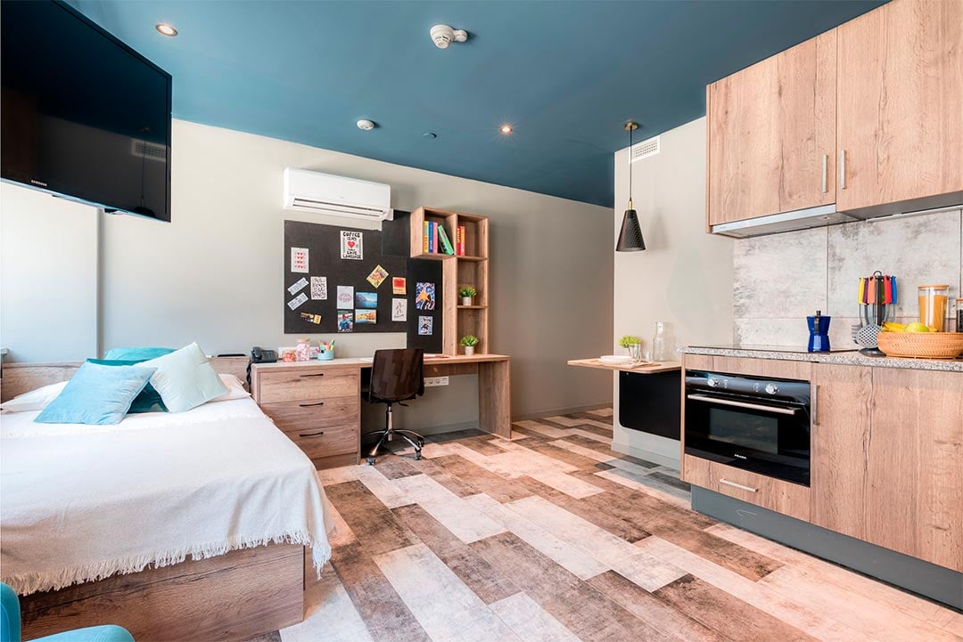 livensa-living-lisboa-marques-de-pombal-estudio-cocina-super-premium-accesible-4.jpg