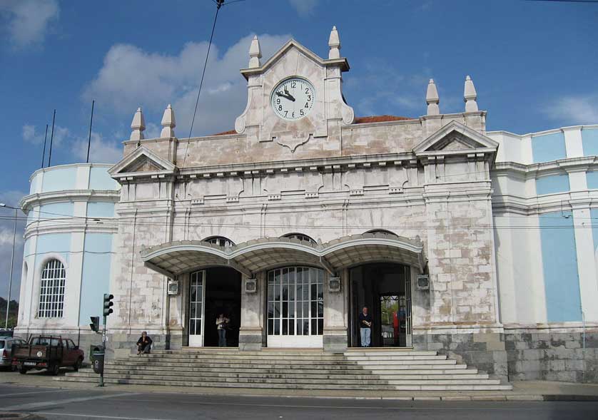 coimbra-train-terminal.jpg