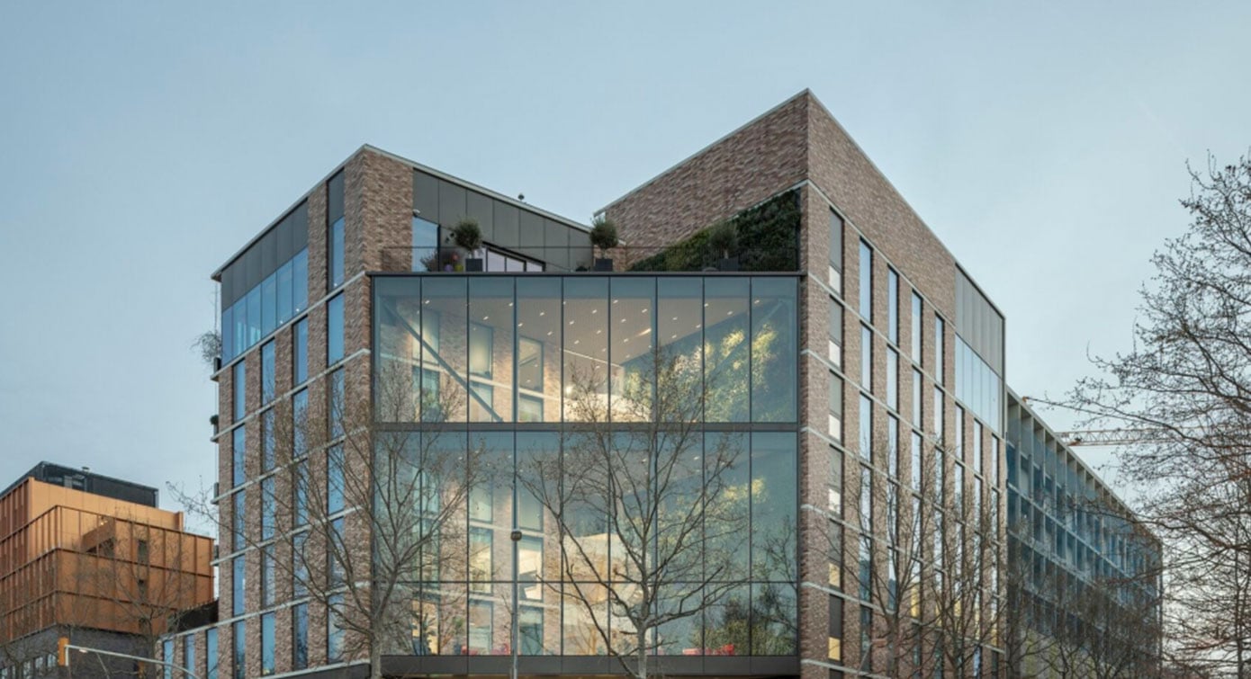 livensa-barcelona-ciudad-touluse-business-school.jpg