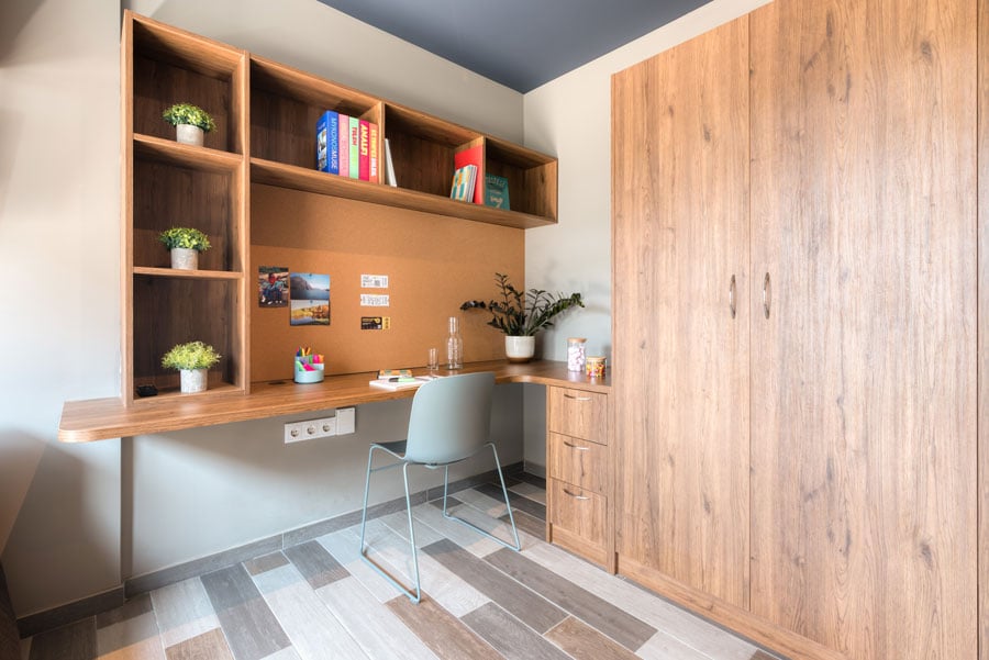 livensa-living-lisboa-cidade-universitaria-studio-kitchen-premium-accesible-2.jpg