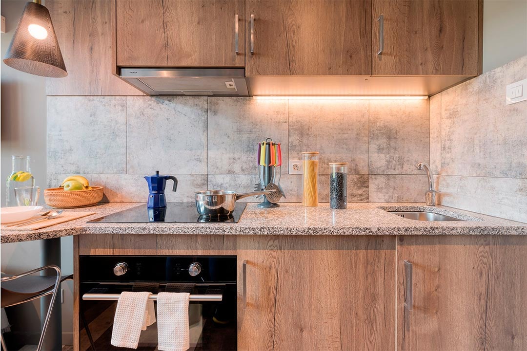 livensa-living-lisboa-marques-de-pombal-estudio-cocina-standard-plus-3.jpg