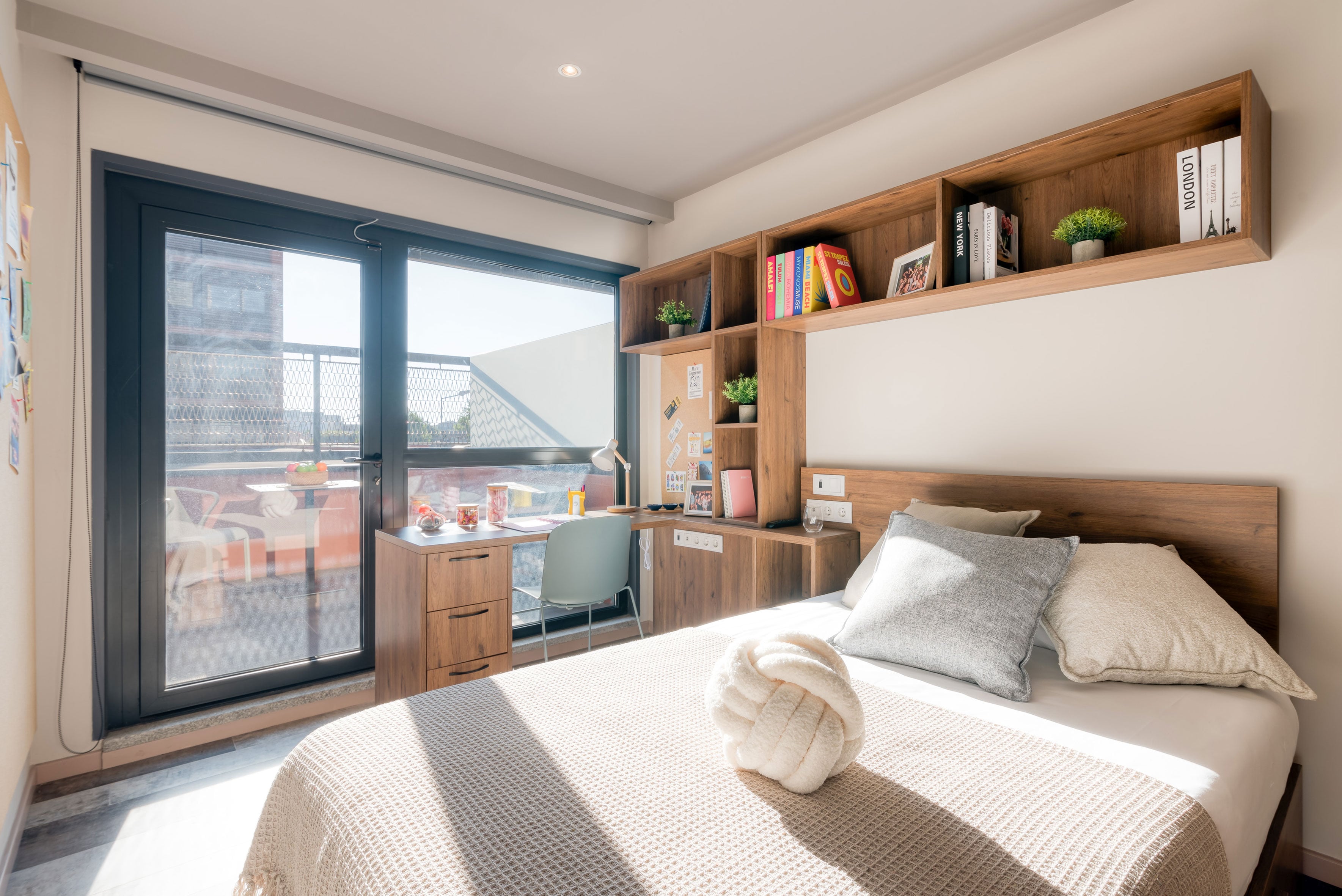 livensa_pc_std_terrace_1.jpg