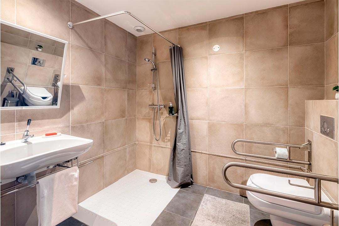 livensa-living-porto-boavista-estudio-cocina-superior-accesible-1.jpg