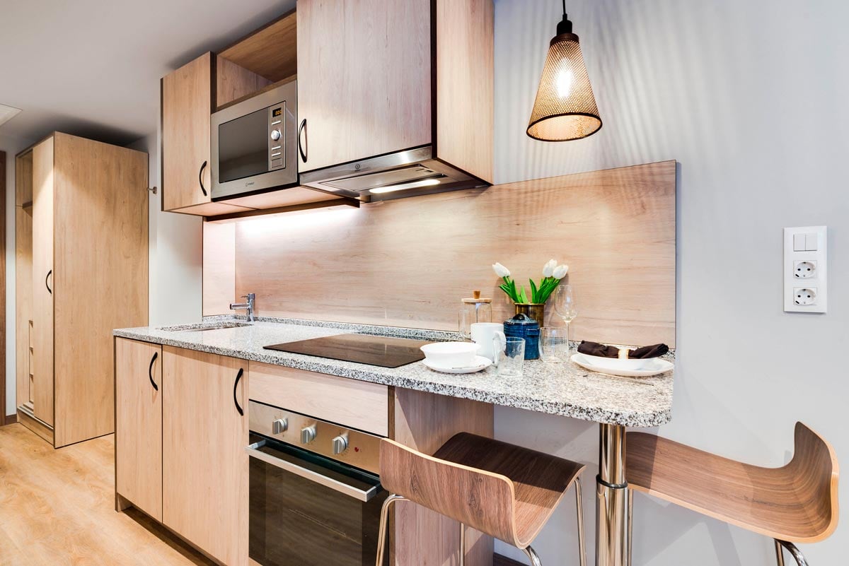 livensa-living-barcelona-marina-estudio-superior-cocina-1.jpg