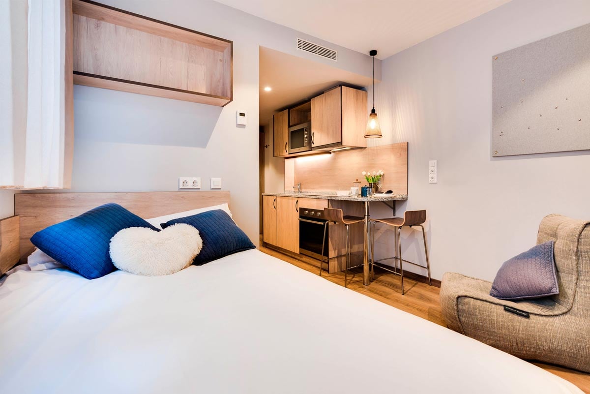 livensa-living-barcelona-marina-estudio-superior-cocina-3.jpg