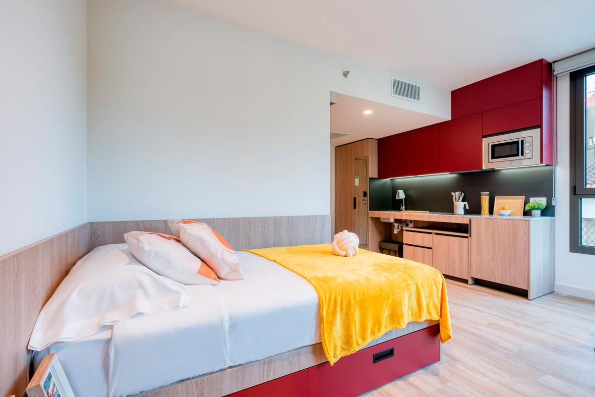 livensa-living-barcelona-parallel-estudio-cocina-premium-accesible-6.jpg
