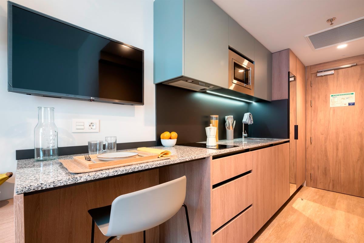 livensa-living-barcelona-parallel-estudio-cocina-superior-5.jpg