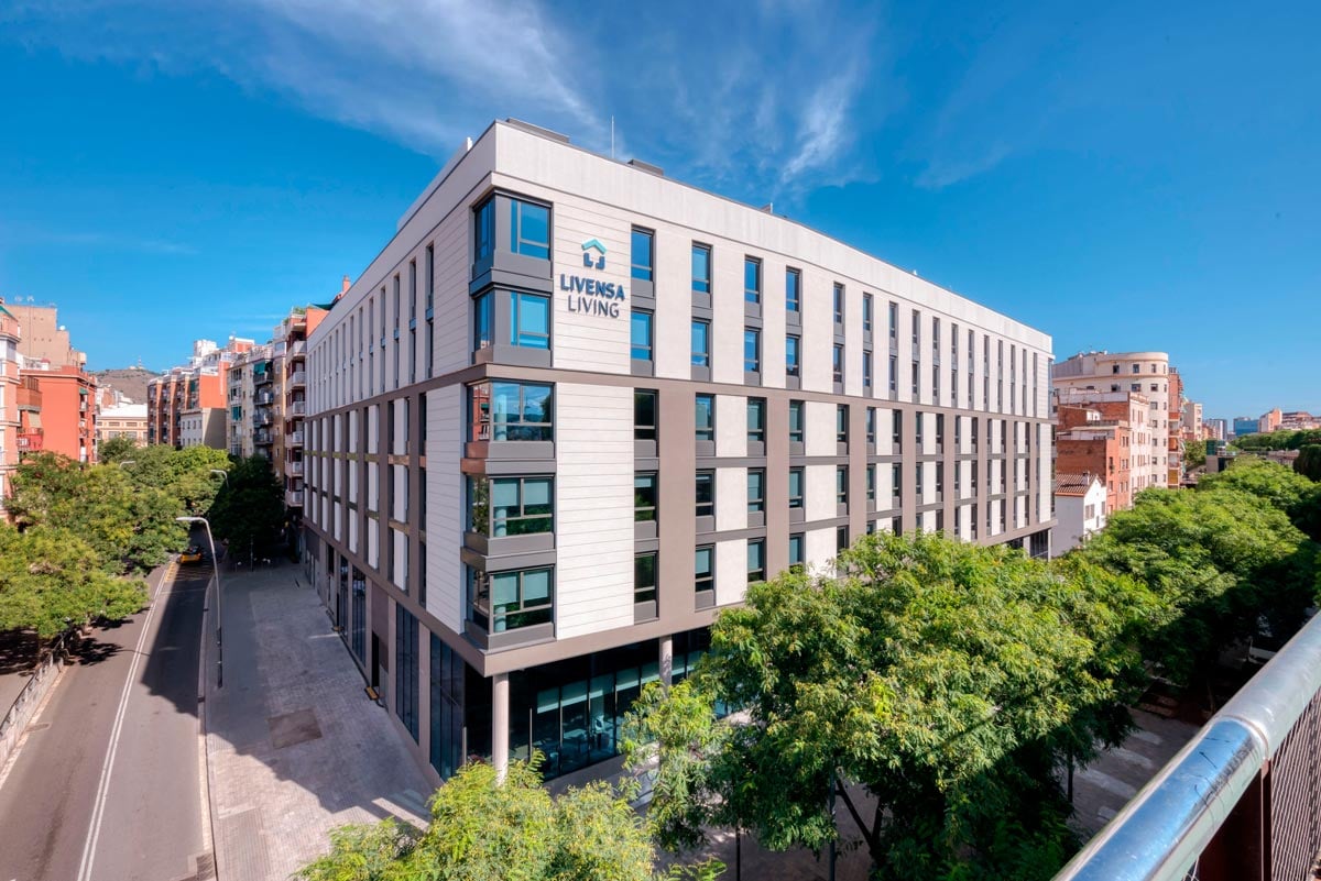 livensa-living-barcelona-sants-fachada-edificio.jpg