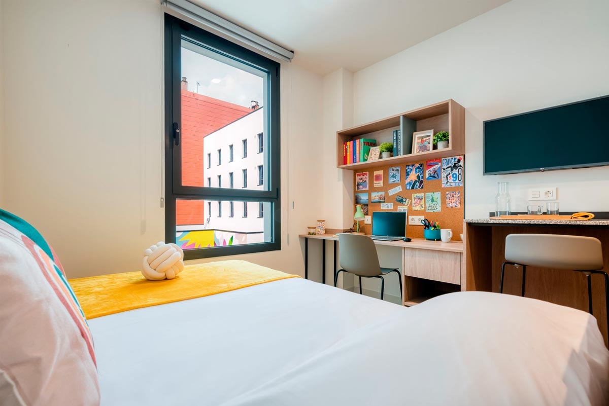 livensa-living-barcelona-sants-badal-standard-studio-1.jpg