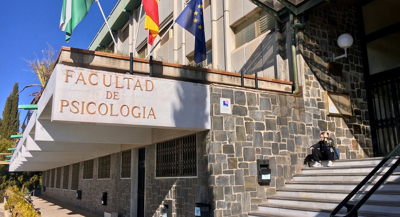 livensa-granada-ugr-facultad-psicologia.jpg