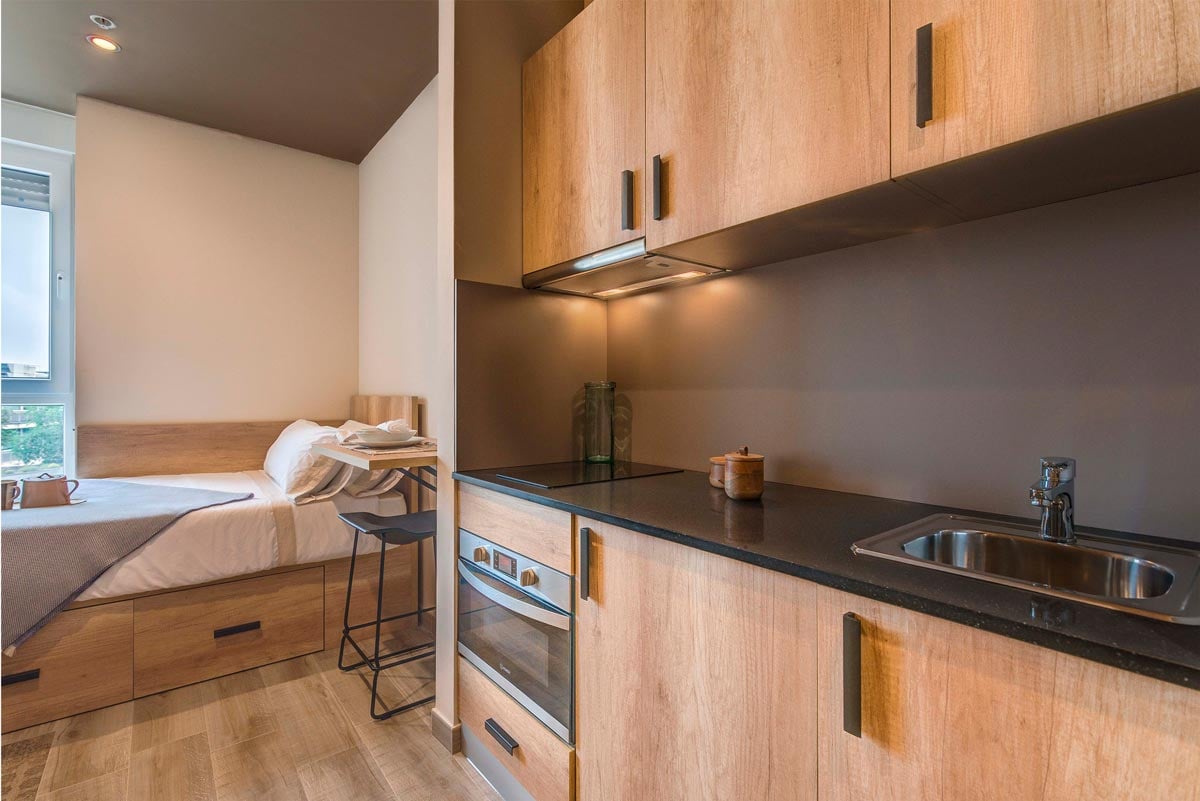 livensa-living-granada-cartuja-estudio-cocina-standard-2.jpg