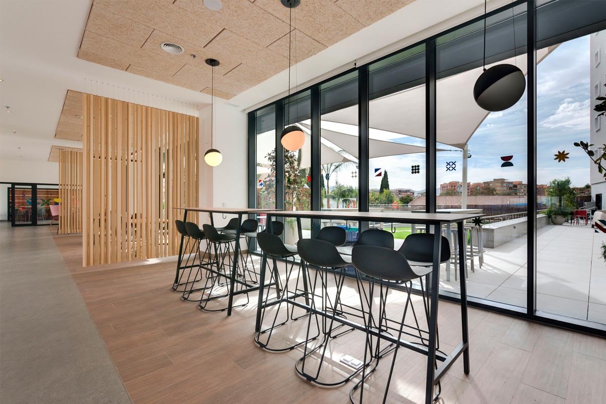 livensa-living-granada-fuentenueva-comedor-3.jpg