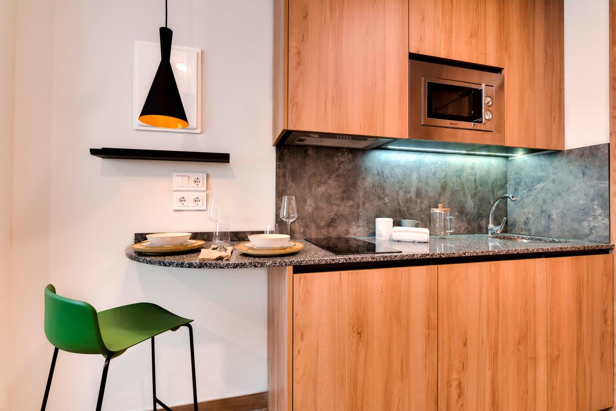 livensa-living-granada-fuentenueva-estudio-cocina-standard-3.jpg