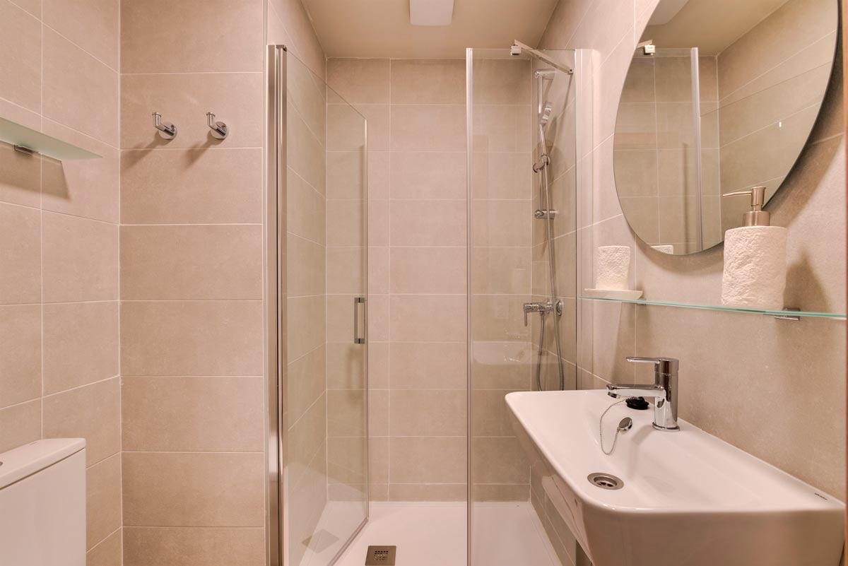 livensa-living-granada-fuentenueva-estudio-cocina-standard-4.jpg