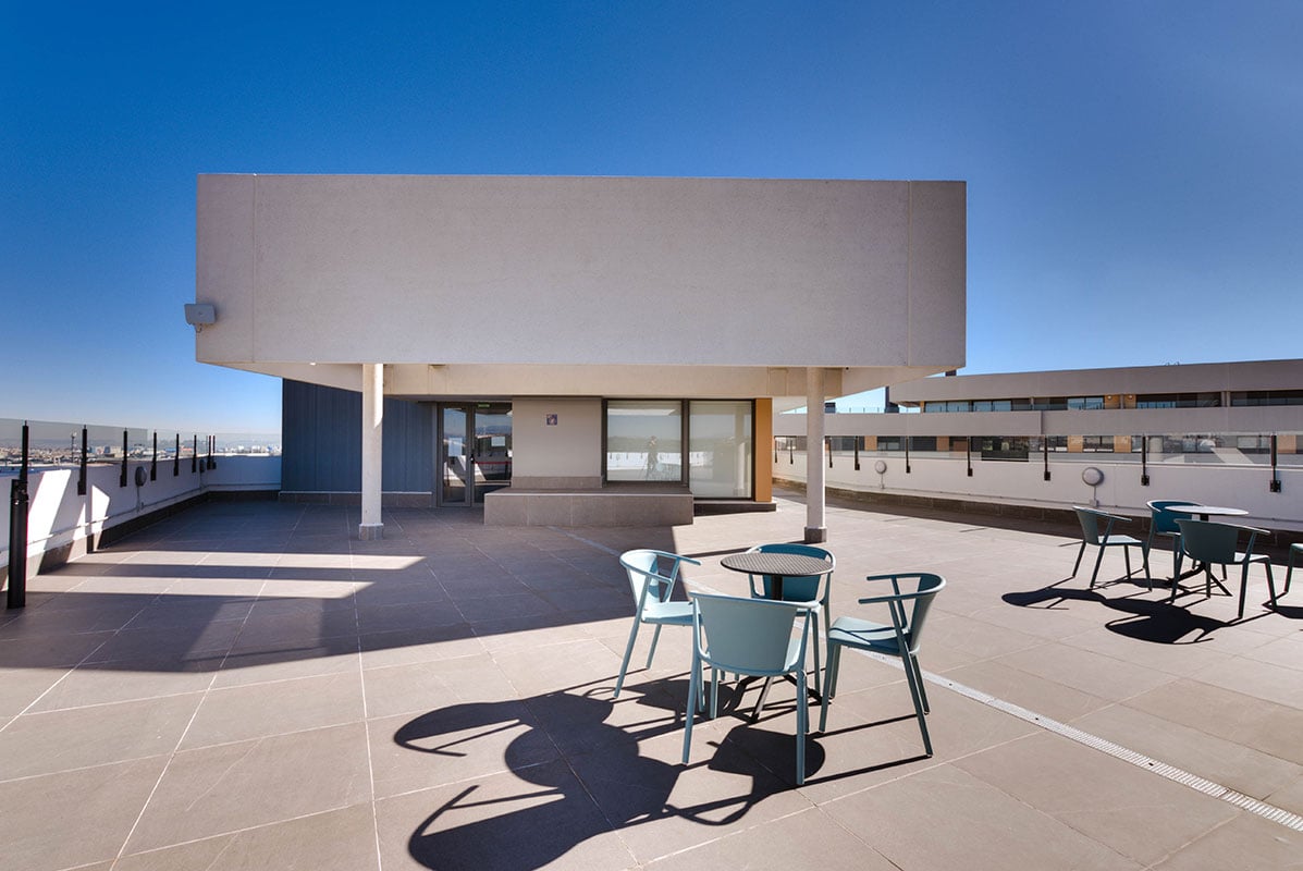 livensa-studios-madrid-alcobendas-terraza.jpg