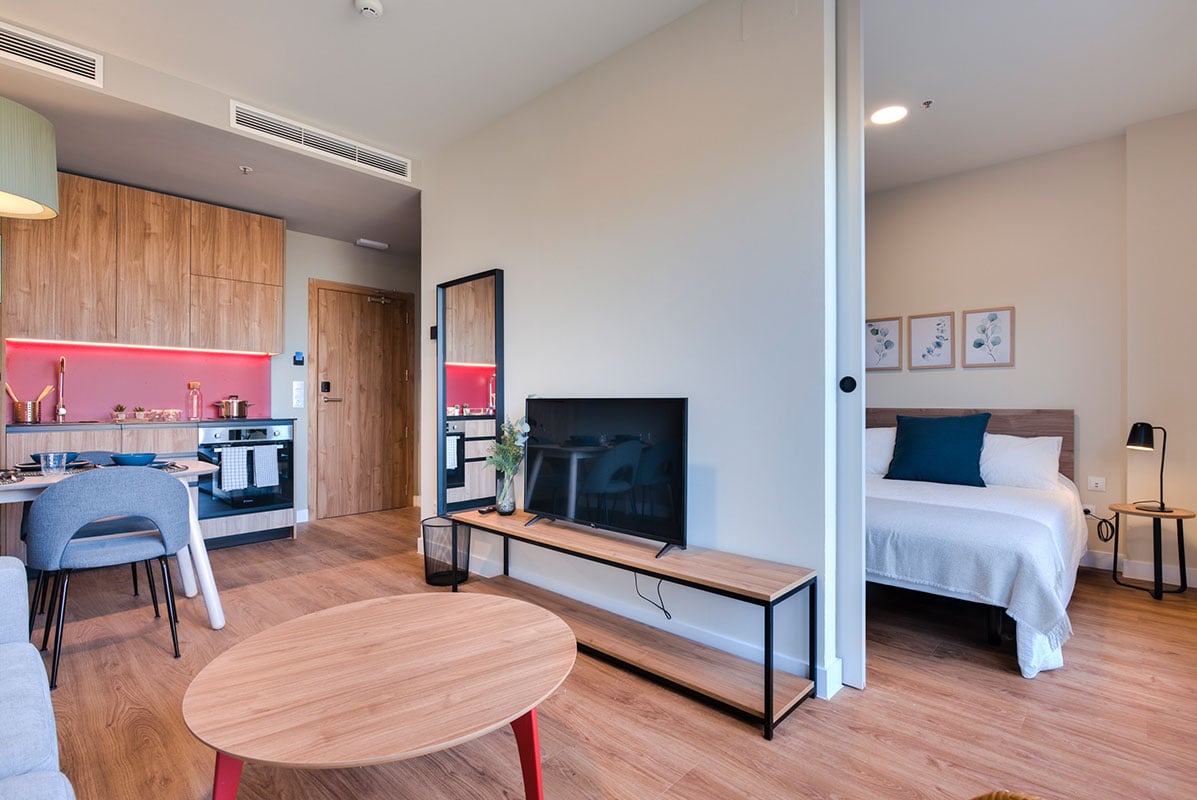 livensa-studios-madrid-alcobendas-apartamento-premium-terraza.jpg