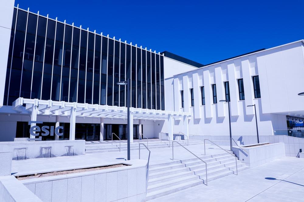 ESIC Business & Marketing School.jpg