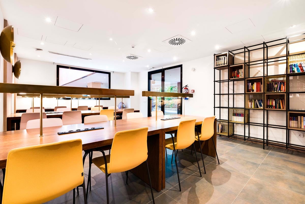 livensa-living-madrid-aravaca-biblioteca-1.jpg