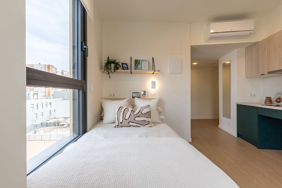 livensa-living-madrid-plaza-castilla-estudio-superior-plus-5.jpg