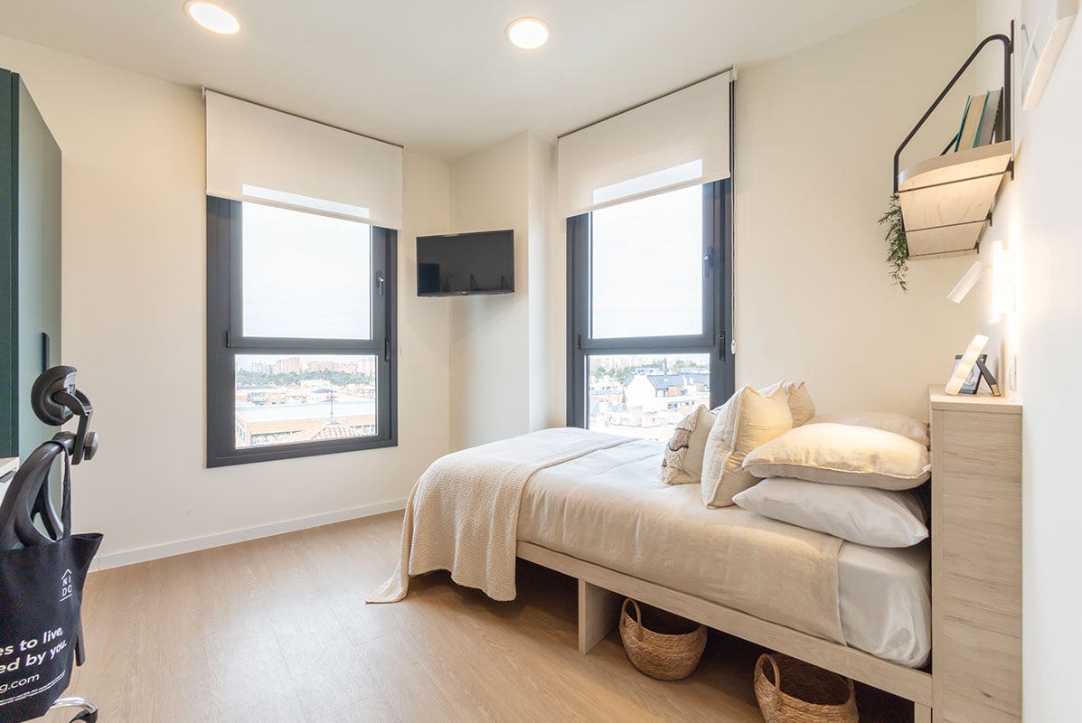 livensa-living-madrid-plaza-castilla-estudio-superior-plus-7.jpg
