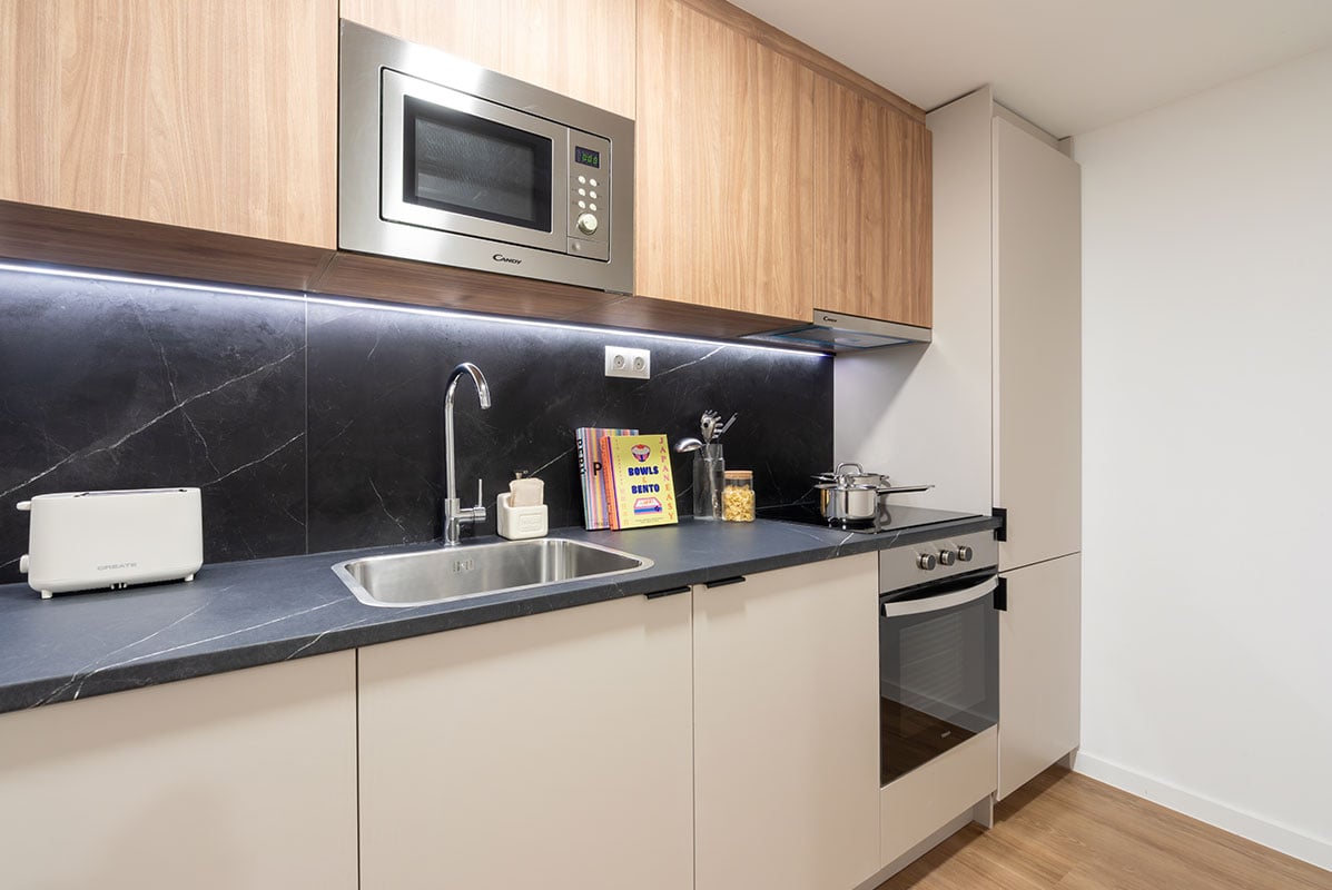 livensa-studios-madrid-principe-pio-estudio-classic-ensuite-4-camas-11.jpg