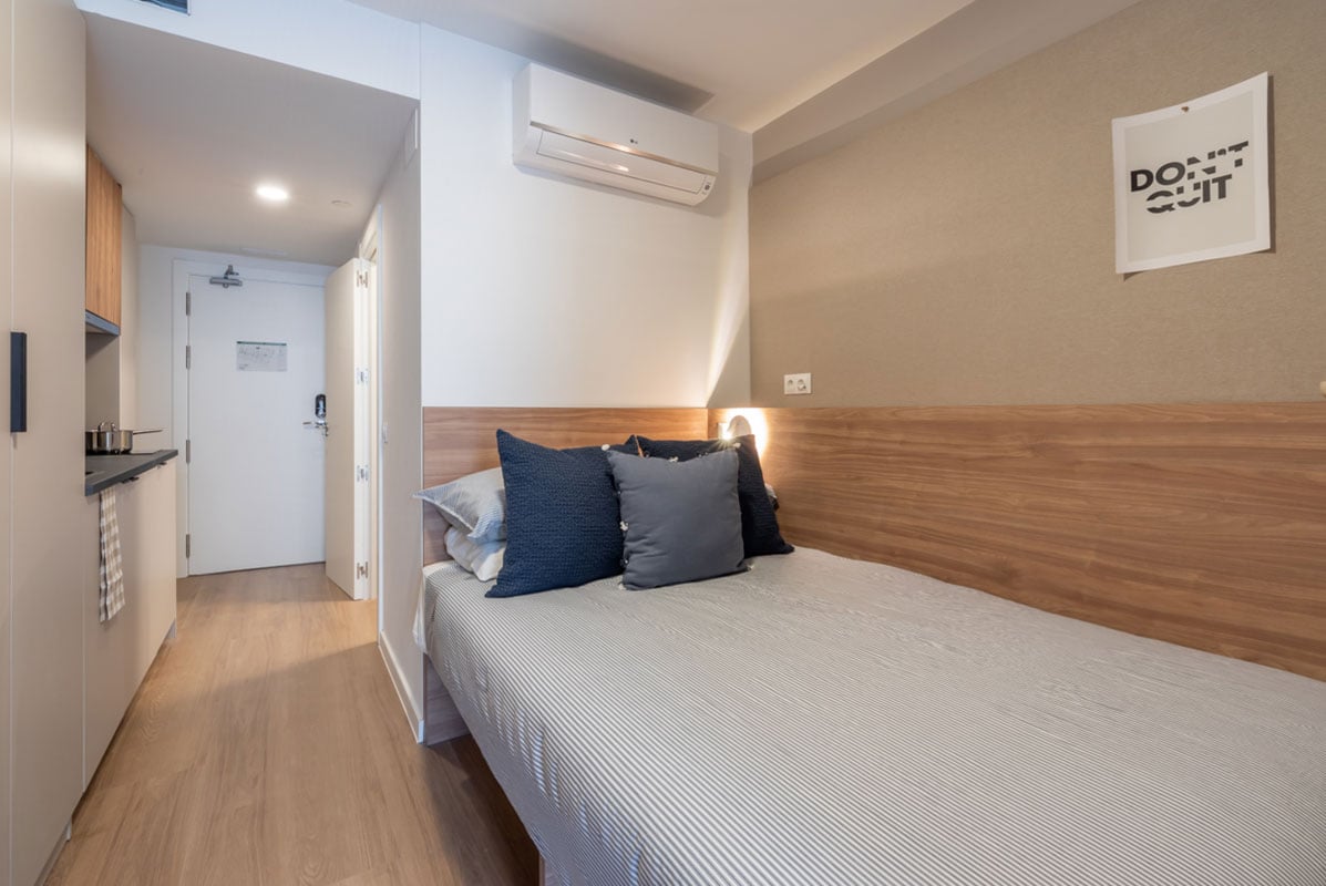 livensa-studios-madrid-principe-pio-estudio-doble-terrace-1.jpg
