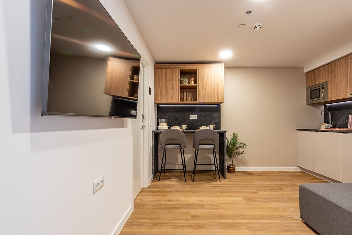 livensa-studios-madrid-principe-pio-estudio-premium-2-camas-.jpg