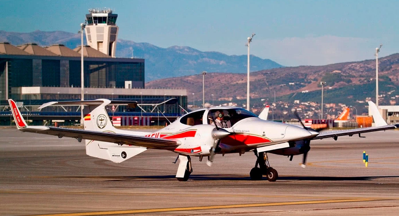 livensa-malaga-aviacion-one-air.jpg