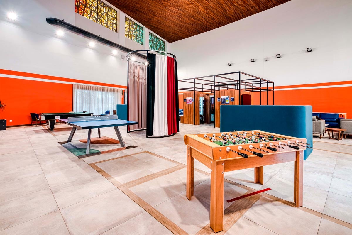 livensa-living-pamplona-zona-juegos.jpg