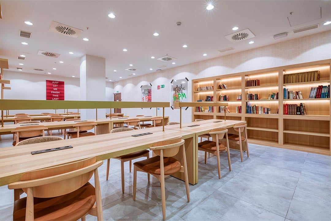 livensa-studios-san-sebastian-biblioteca.jpg