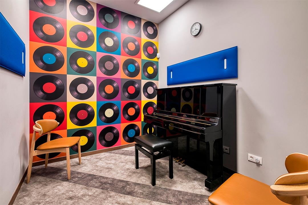 livensa-studios-san-sebastian-sala-musica.jpg