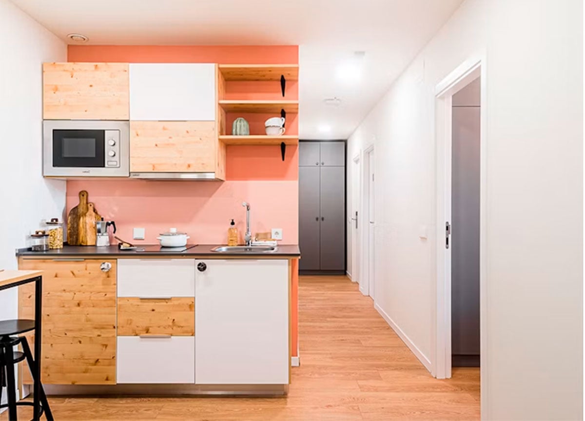 livensa-living-sevilla-el-porvenir-apartment-4-bed-3.jpg