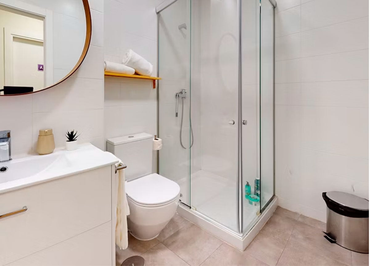 livensa-living-sevilla-el-porvenir-apartment-4-bed-4.jpg