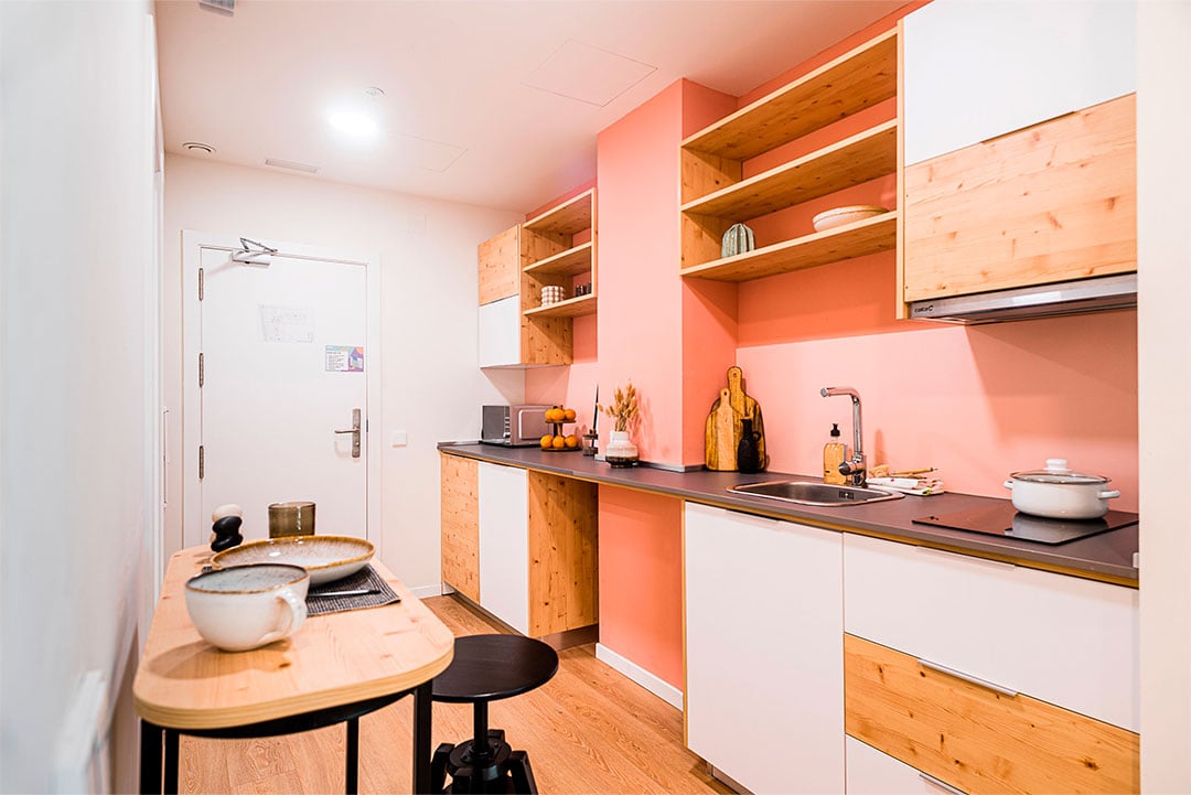 livensa-living-sevilla-el-porvenir-area-estudio-clasico-3.jpg