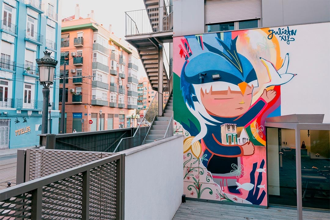 livensa-studios-valencia-marina-urban-art-1.jpg