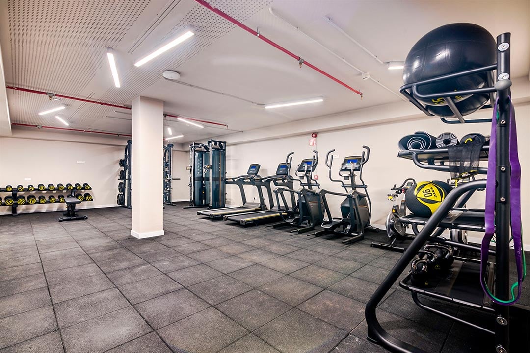livensa-studios-valencia-viveros-gimnasio.jpg