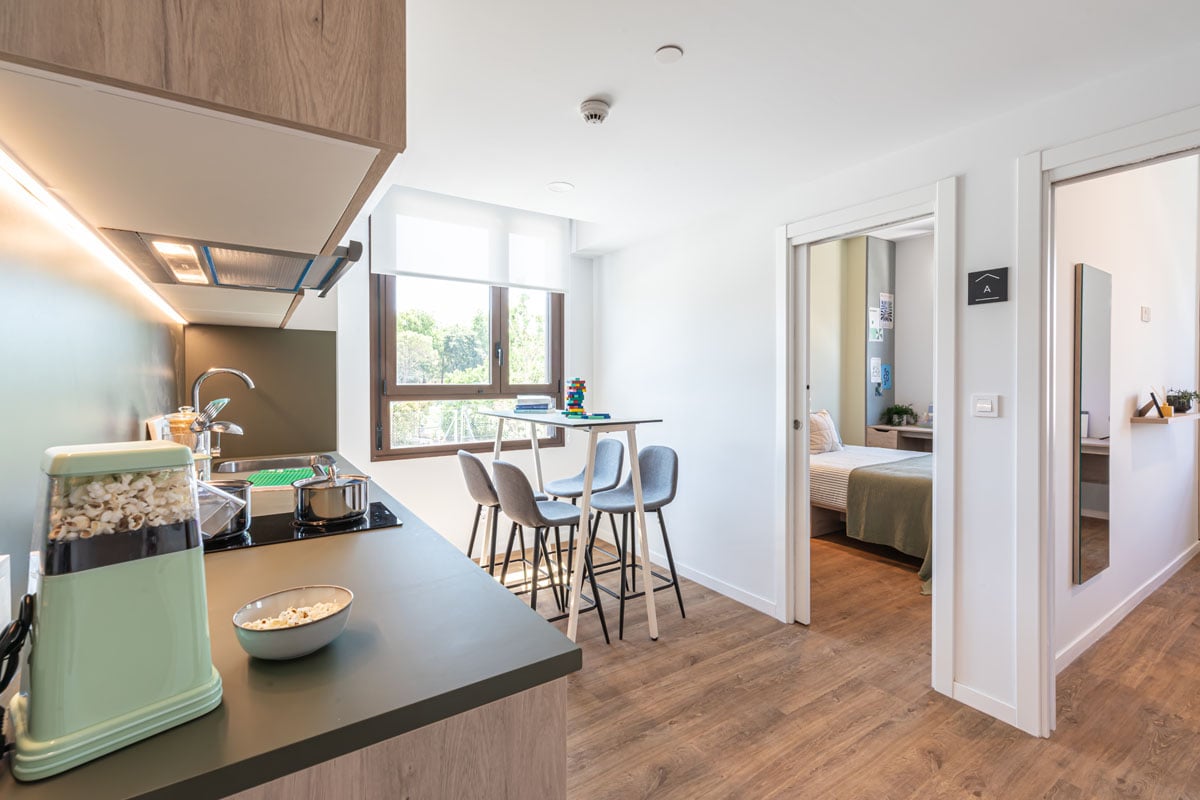 livensa-studios-valencia-malvarrosa-apartment-standard-2-rooms-5.jpg