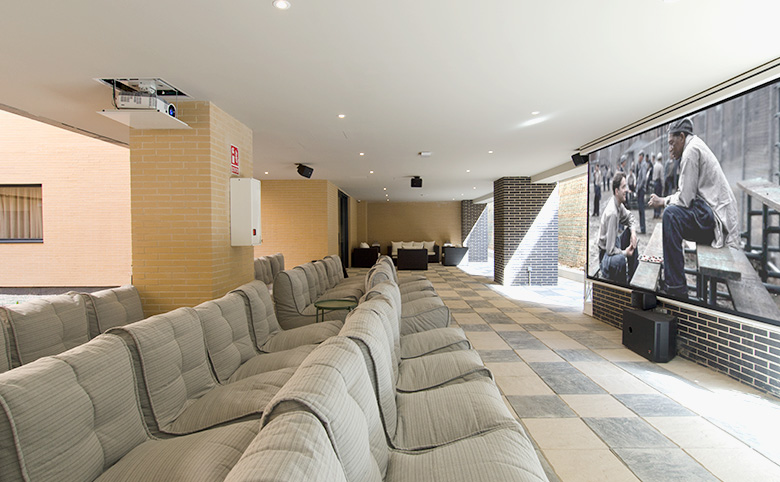 Cine Livensa Living Madrid Aravaca