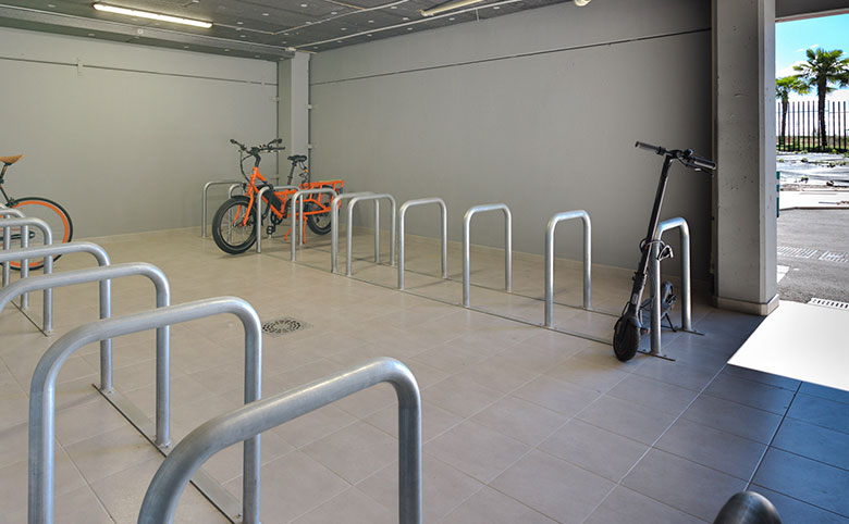 Parking Bicis Residencia De Estudiantes Livensa Living Salamanca