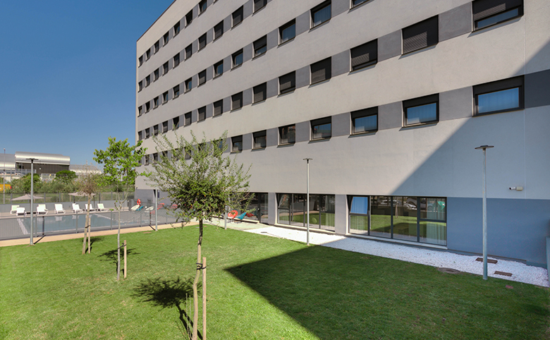 Terraza residencia de estudiantes Livensa Living Málaga