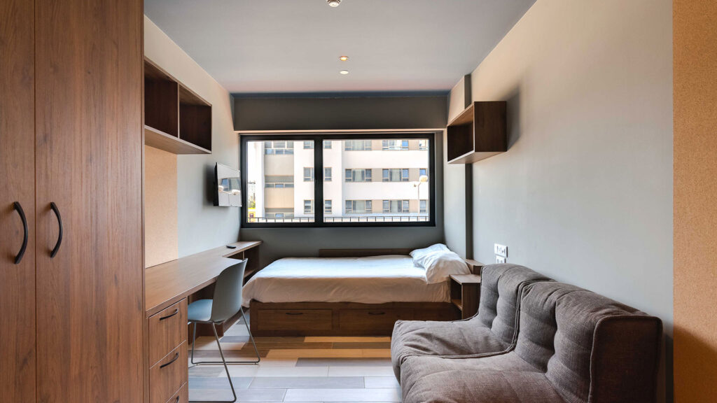 Las Mejores Residencias De Estudiantes En Portugal 6 Habitacion Individual Residencia Estudiantes Livensa Living Lisboa Cidade