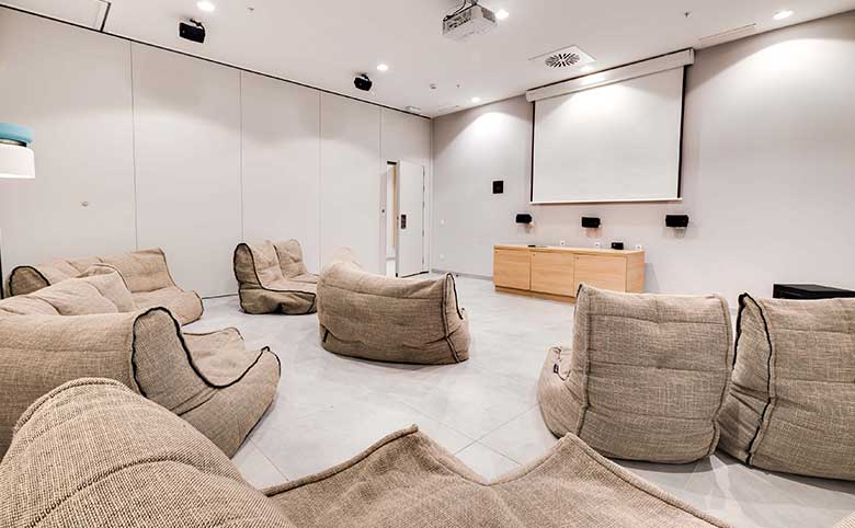 Cine-Livensa-Living-Studios-San-Sebastian
