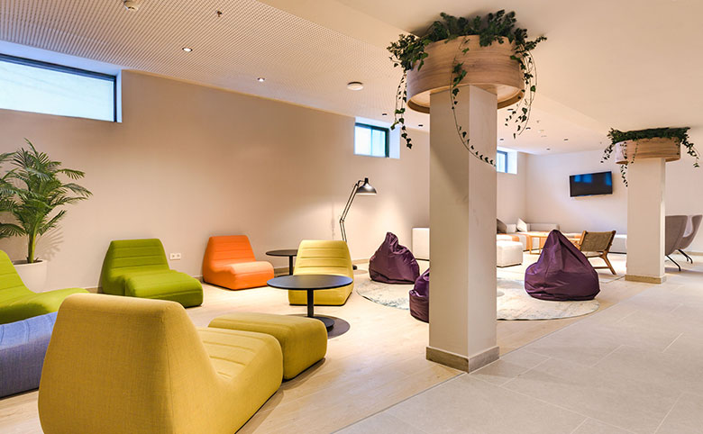 Livensa-Living-Barcelona-Sants-Badal-Zona-Comun